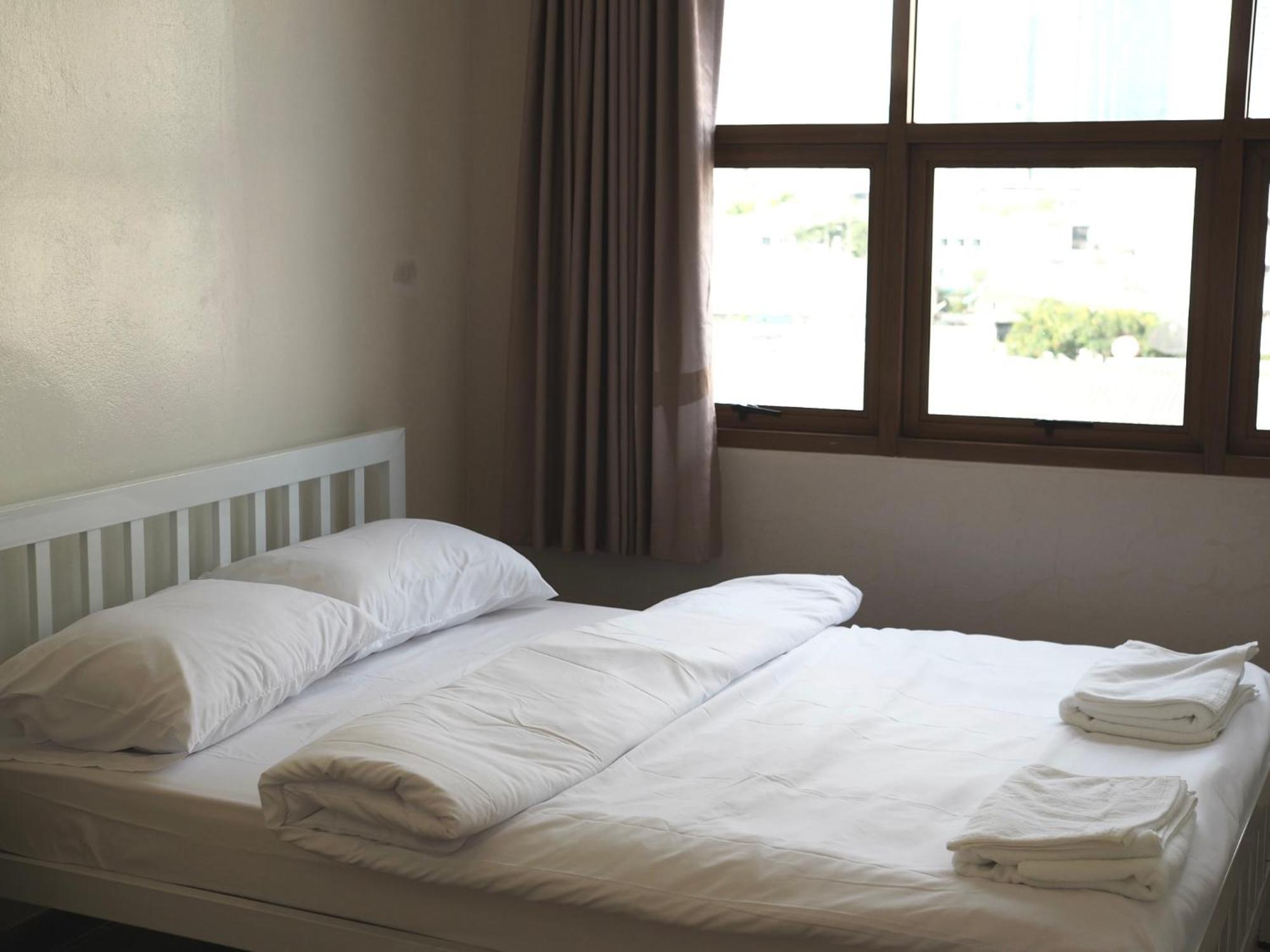 Krung Tone Hostel バンコク都 エクステリア 写真